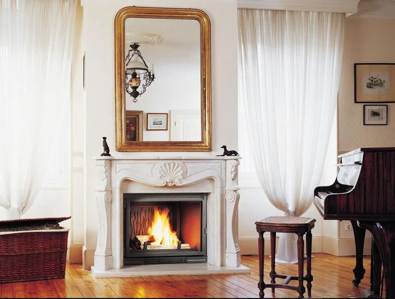 Semineu si cos de fum,